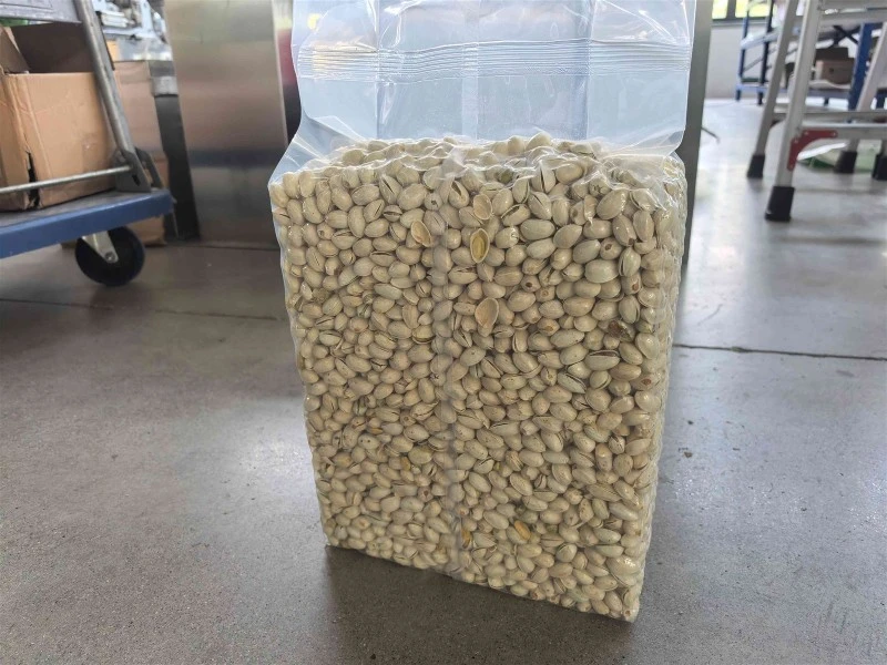Vacuum-Packaged Nuts Vacuum-Packaged Nuts